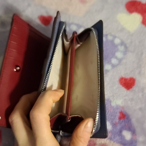 Wallet - Picture 3 of 3